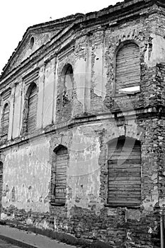 The ruins of a synagogue in Stolin.