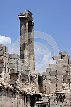 Runes Priene temple of the 4th century ago A.M.