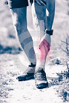 Runner leg pain, training with kinesiotape tape