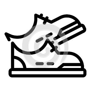 Runner sport shoes icon, outline style