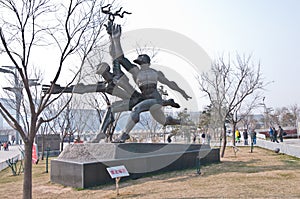 Runner statue