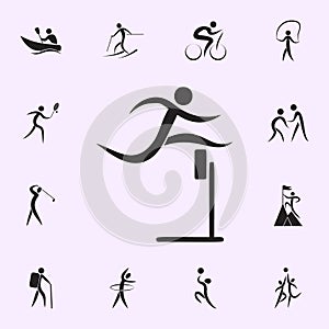 runners cross the finish line icon. Elements of sportsman icon. Premium quality graphic design icon. Signs and symbols collection