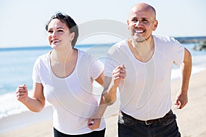 running mature couple