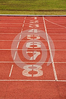 Running track lane number