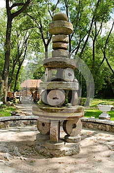 Rural park decor figure retro vintage millstones