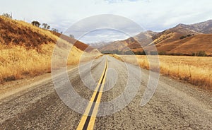 Rural road to Kings Canyon national park, USA