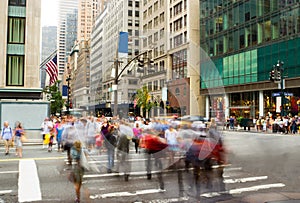 Rush hour on Fifth Avenue, New York