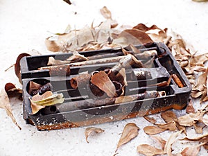 Rustic defect multiple pieces hexagonal key hardware iron toolbox set