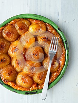 Rustic golden apple tarte tatin