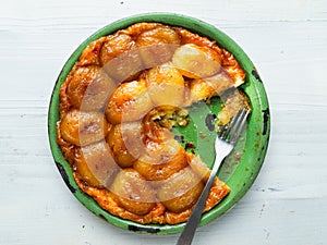 Rustic golden apple tarte tatin