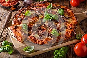 Rustic pizza with minced meat