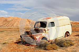 Rustic classic oldtimer decays, Australian desert