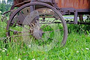 Rustic Wagon Wheel