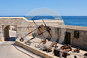 Rusty anchors - Valletta