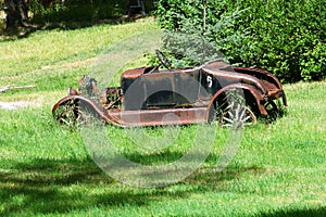 Rusty Car