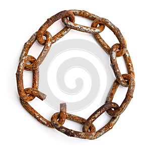 Rusty chain in a circle