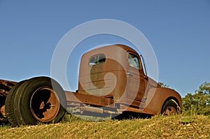 Rusty junker truck photo