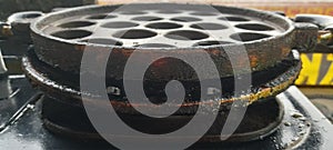 RUSTY STOVE IN THE KITCHEN