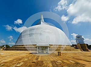 Ruvanmali Maha Stupa Anuradhapura