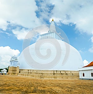 Ruvanmali Maha Stupa Anuradhapura