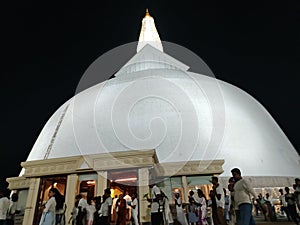 Ruwanweli Maha Sthupa