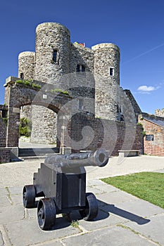 Rye Castle Ypres Tower with Canon