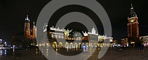 Rynek GlÃ³xny English: Main Market of Krakow at night Poland.