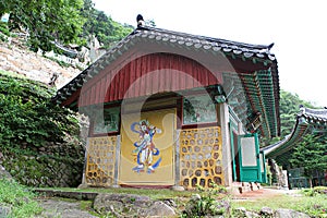 ItÃ¢â¬â¢s a korean temple