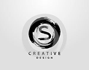S Logo With Circle Splatter Element. Vintage Circle Wave logo design template