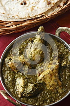 Saag Chicken is a north Indian vegetable