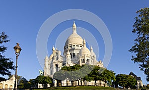 SacrÃ© coeur basilica and butte montmarte