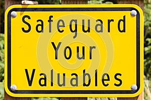 Safe guard valuables sign