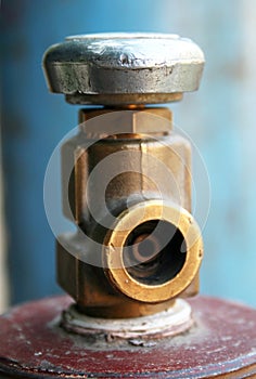 Safety valve for gas equipment