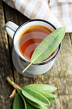 Sage tea and leaves.