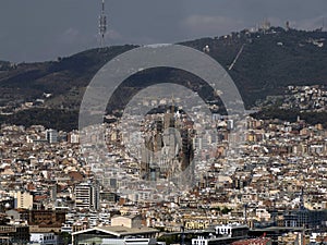 sagrada familla barcelona aerial view helicopter tour