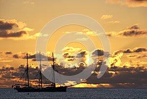 Sail ship