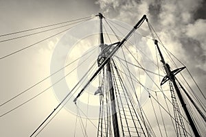 Sailboat masts