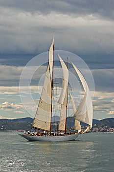 Sailing boat