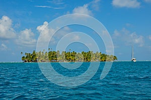 Sailing the San Blas Islands, Panama photo