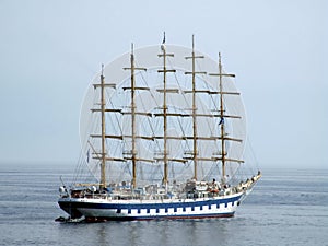 Sailing ship