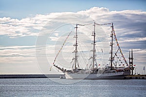 Sailing Ship