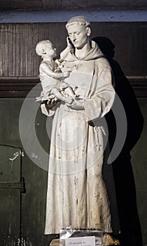 Saint Anthony of Padua holding child Jesus