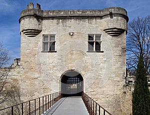 Saint Benezet Bridge: the fortification