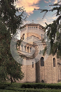 Saint Mary Abbey in Ripoll, Girona. Outdoor facade from the garden.