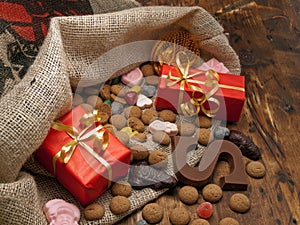 Saint Nicholas bag with gifts