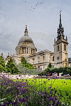 Saint Pauls Cathedral in London, England