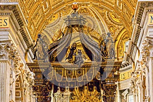 Saint Peter`s Basilica Bernini Baldacchino Vatican Rome Italy