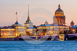 Saint Petersburg cityscape with St. Isaac\'s cathedral, Admiralty building and Palace bridge at sunset, Russia