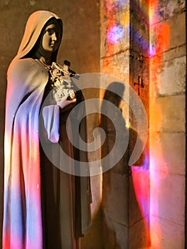 Saint Therese of Lisieux, beautiful colors.