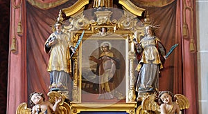 Saint Verena surrounded by the statues of Saints